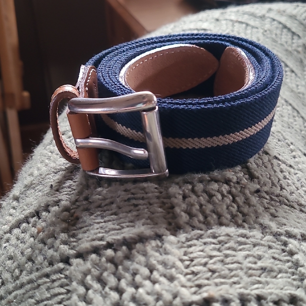 L.L. Bean Navy/Tan Stretch Belt, 51 1/4" X 1", NWOT
